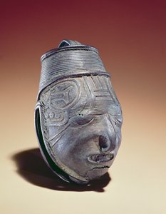 メキシコの西海岸の鐘、後古典時代後期、西暦1200年〜1550年（銅）